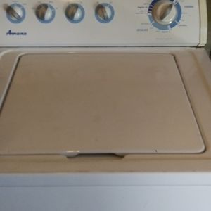 Amana low Water large load washing machine like new!
